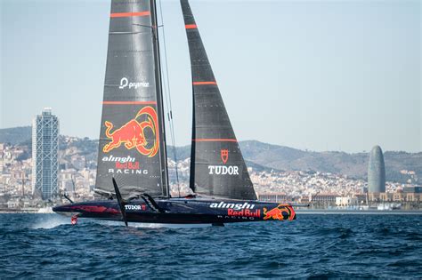 ROYAL PRESENCE FOR THE LOUIS VUITTON CUP OPENING .